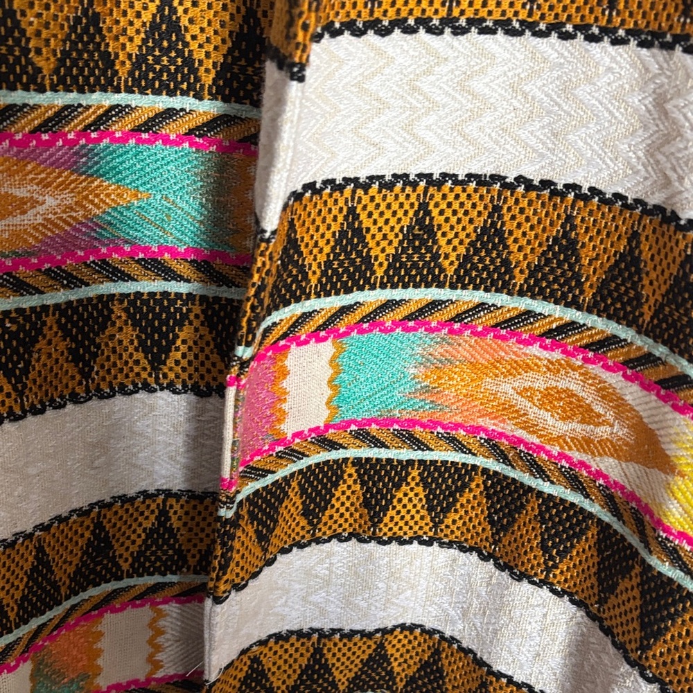 XiRENA Multicolor Patterned Garment - Picture 7 of 7